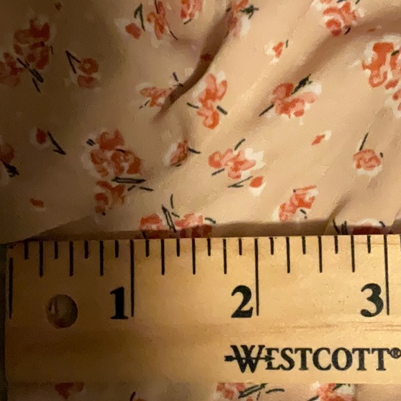 Madewell Satin Puff Sleeve V-Neck Top in Baby Breath Size XS - Picture 11 of 14